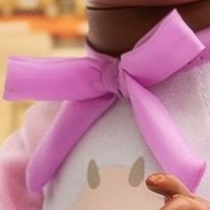 Meet your Posher, Alicia